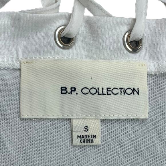 B.P. Collection White V Neck T Shirt - Picture 3 of 3